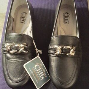Cliffs by White Mountain women's flats